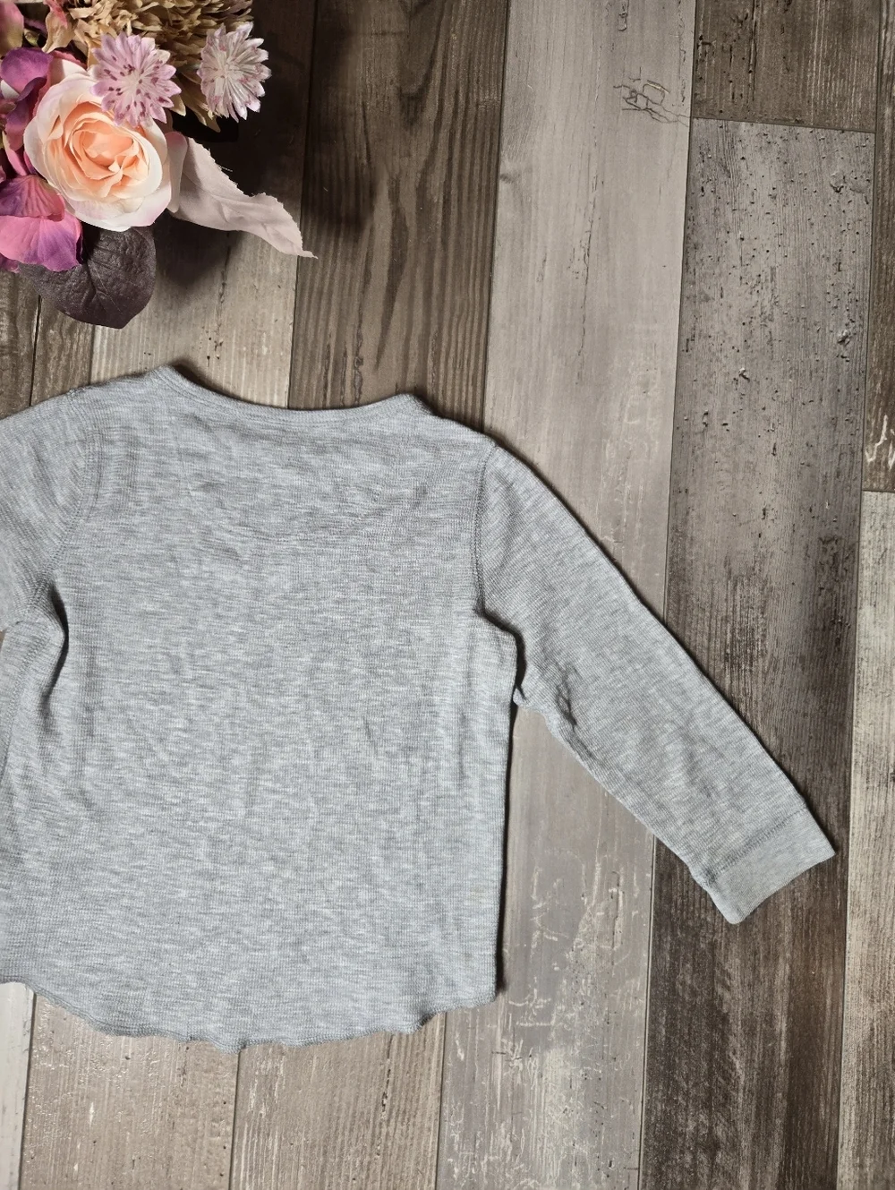 Baby Gap Gray Waffle Knit Long Sleeve Thermal Tee T-Shirt Size 4T Toddler Boy